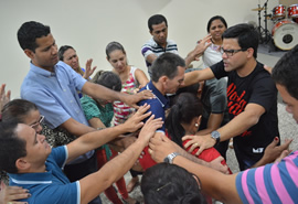 Momento de oração pela liderança