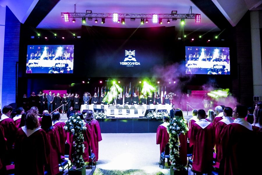 Linda Formatura do Rhema e das Escolas de Ministros e de Missões