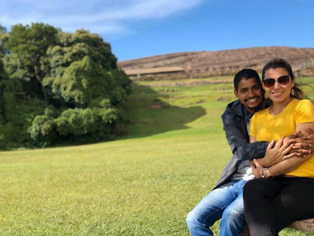 Quadro de missionários da Agência de Missões ganhou um novo casal