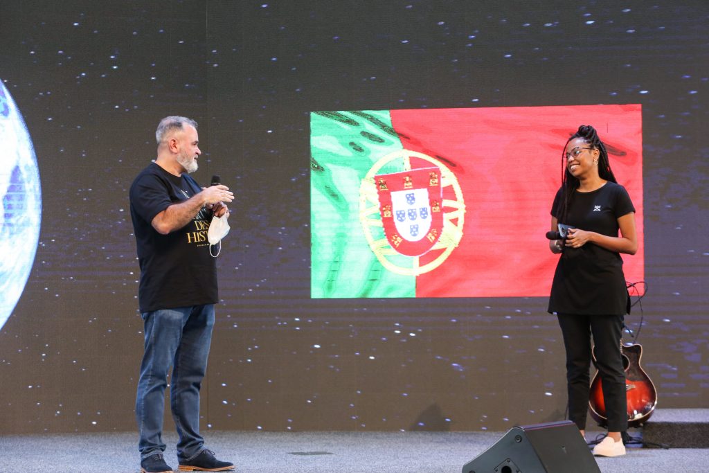 Ap. Guto e Taísa Santana