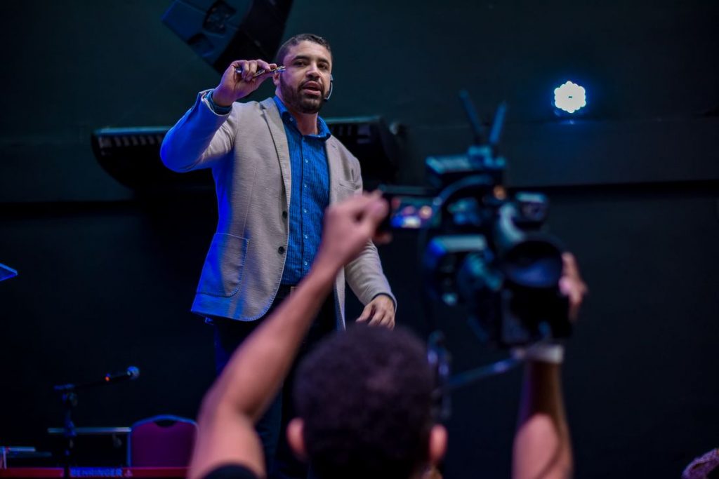 Paulo Bahia - conferência superabundante