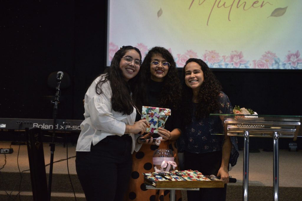 Mulheres presenteadas