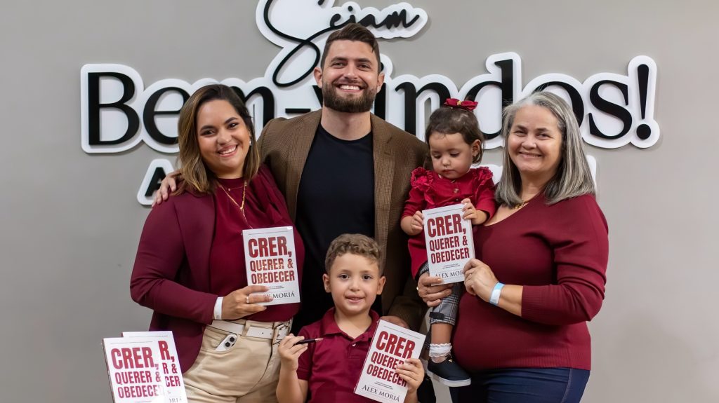 Alex Moriá e família