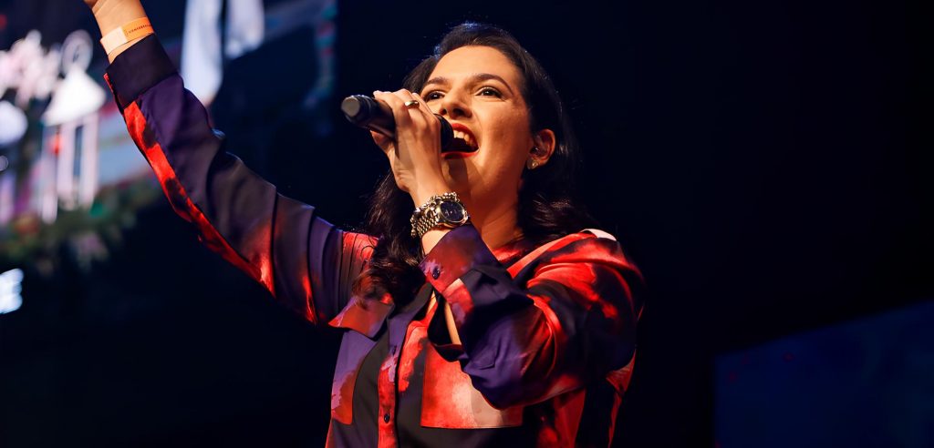 Camila Dias -trajetória na música