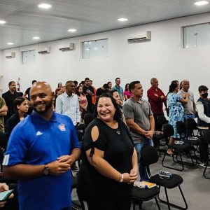 O Verbo da Vida em Ibitinga (SP) realizou um culto temático voltado à adoração. O ministro convidado foi o Pr. Manassés Guerra, 