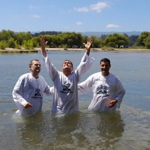 Batismo nas águas no Chile