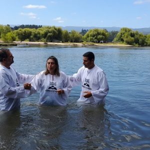 Batismo nas águas no Chile