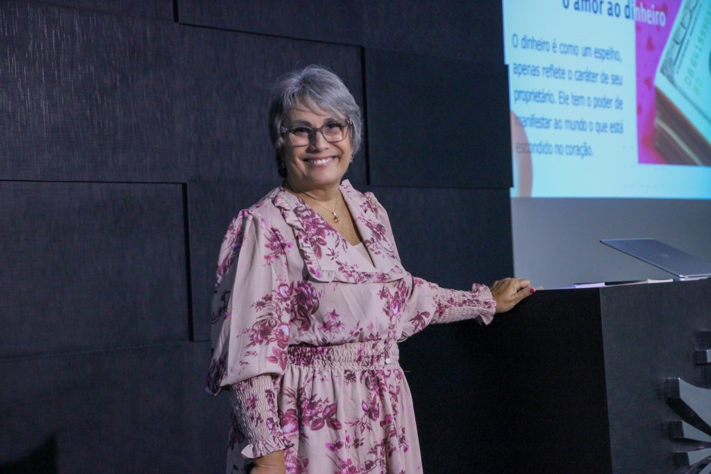 Marizete Garcia - entrevista sobre trabalho nos presídios