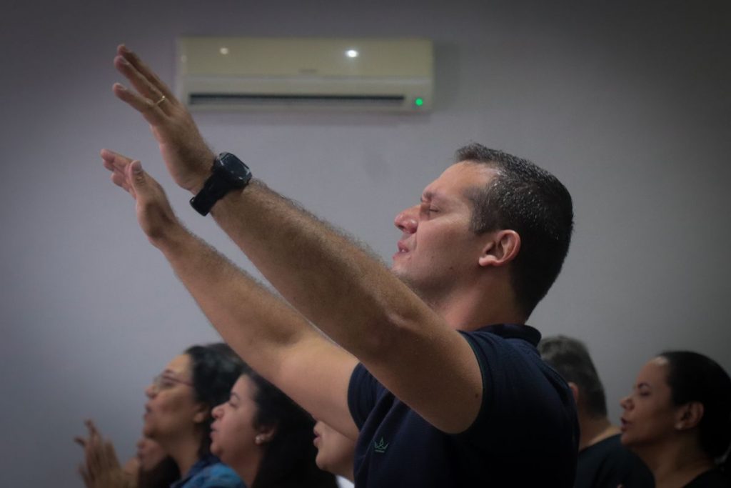 Culto de Comunhão com integrantes do Verbo no Lar em Guaratinguetá (SP)