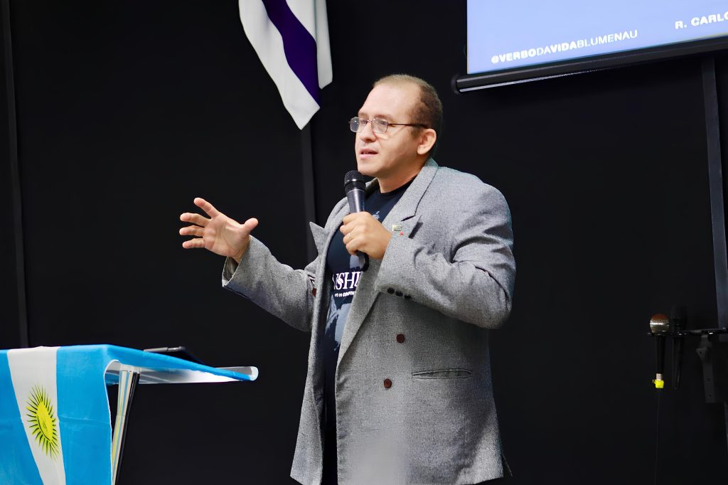 Culto-de-missoes-em-Blumenau-SC