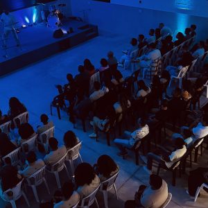 Jovens da Igreja Verbo da Vida em Paracambi (RJ) em evento evangelístico