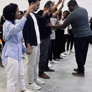 Jovens da Igreja Verbo da Vida em Paracambi (RJ) em evento evangelístico
