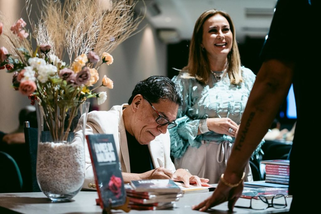 Lançamento do livro - Livres da Maldição