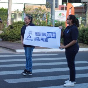 Drive-thru de oração em Porto Alegre (RS)
