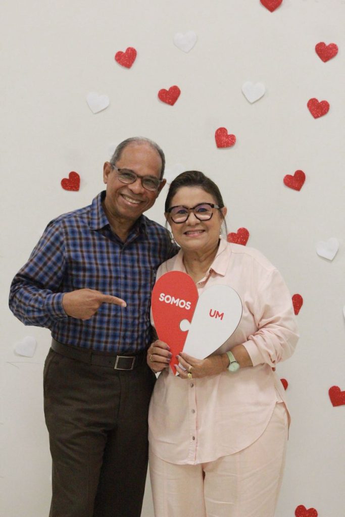 Pr. Heli Lucas e Zuleica Messias