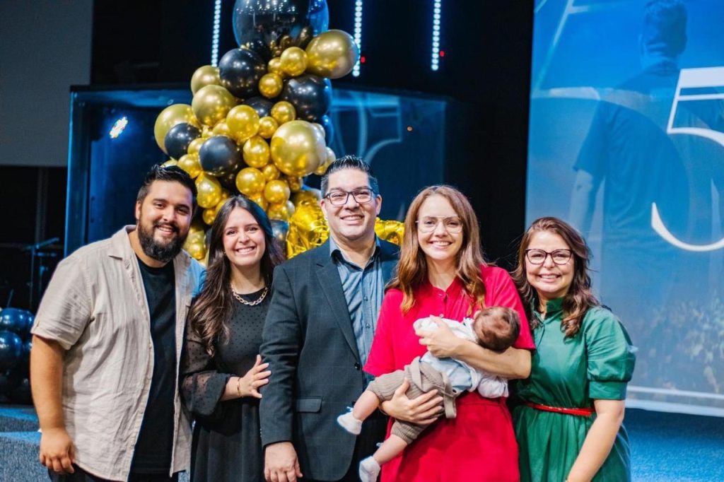 Eliezer Rodrigues com família