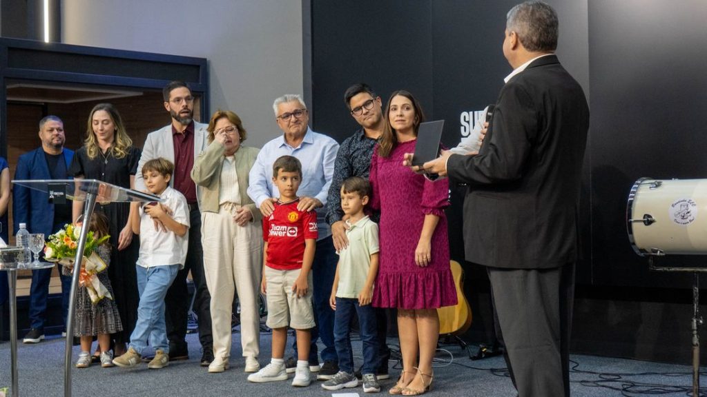 Homenagem ao casal Pr. Thadeu e Rita Borba