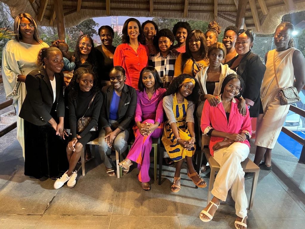 Chá para mulheres em Angola