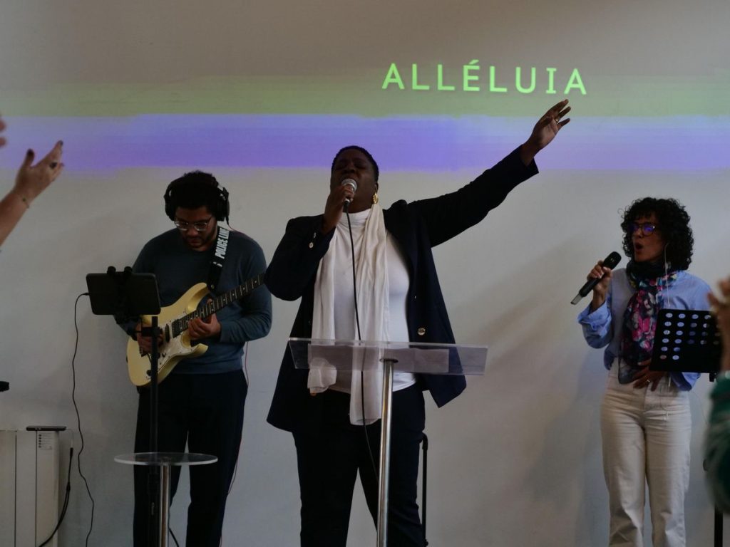 Aniversário da Igreja em Paris, França