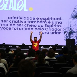 Laboratório de criatividade na Igreja Verbo da Vida na Cachamorra, Rio (RJ)