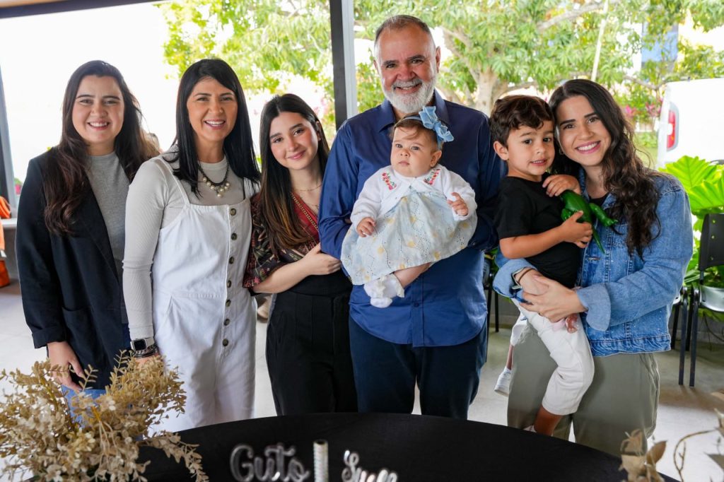 Toda Terça especial teve surpresa para o Ap. Guto Emery
