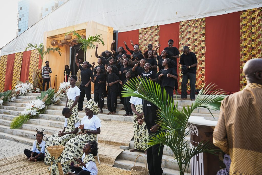 Festa! Africanos celebraram abertura com muita alegria

