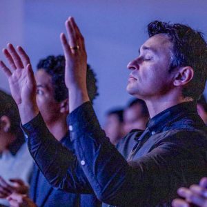 Consagração avivou alunos da Escola Ministerial na Europa