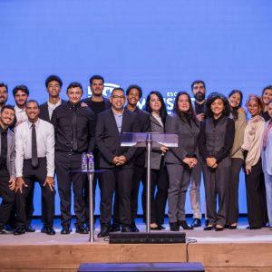 Consagração avivou alunos da Escola Ministerial na Europa