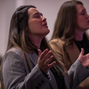 Consagração avivou alunos da Escola Ministerial na Europa