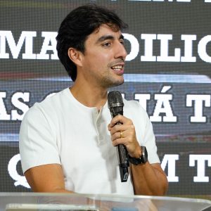 Festa! Africanos celebraram abertura com muita alegria

