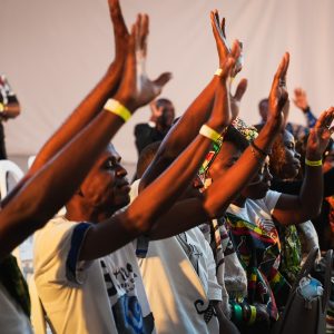 Festa! Africanos celebraram abertura com muita alegria

