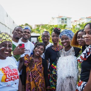 Festa! Africanos celebraram abertura com muita alegria

