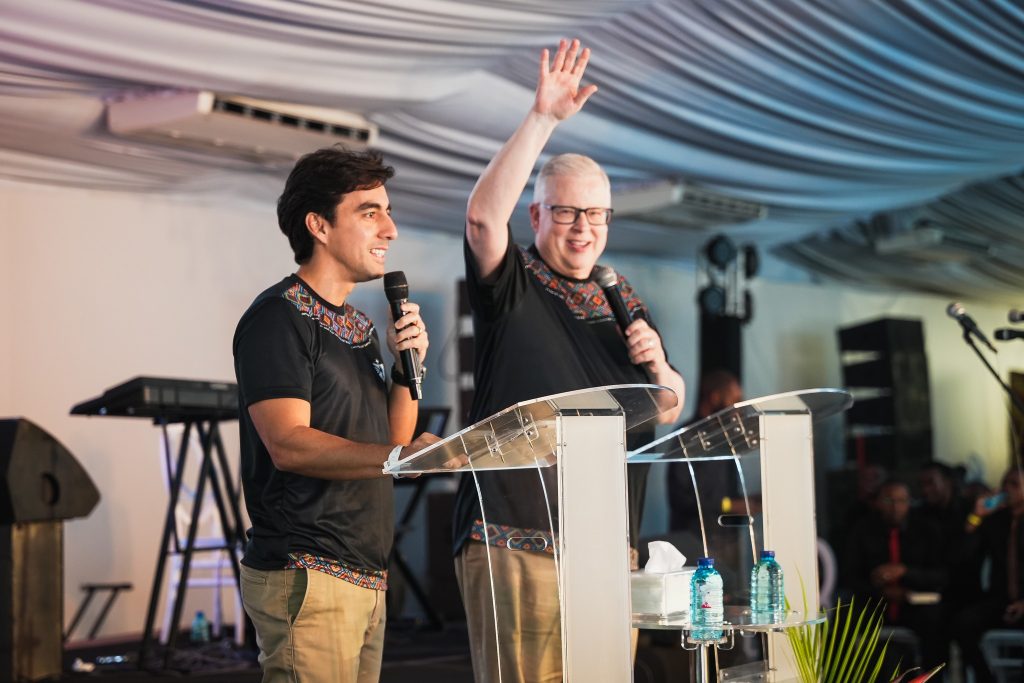 Renovo! Ministros foram encorajados por ricas instruções