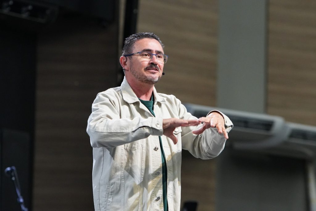 Fé e celebração da cura impactaram a manhã de sábado