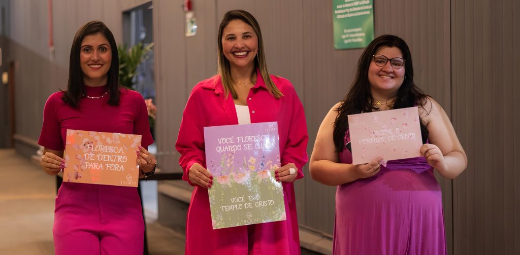 Culto Rosa realizado em Sinop (MT) uniu fé e conscientização