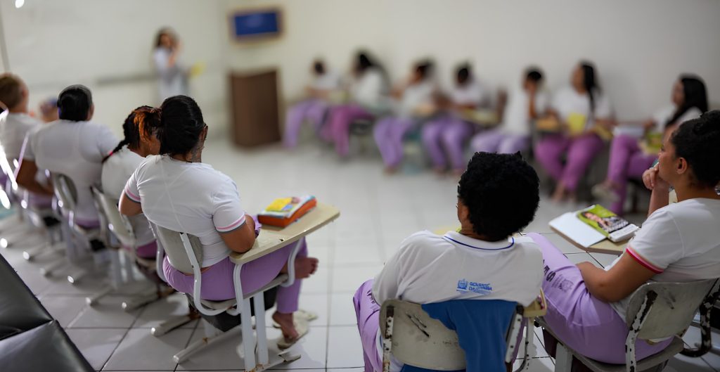 Livres-pela-Palavra-curso-biblico-transforma-vidas-em-presidio