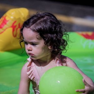 Projeto em Leiria, Portugal, dá suporte às mães nas férias