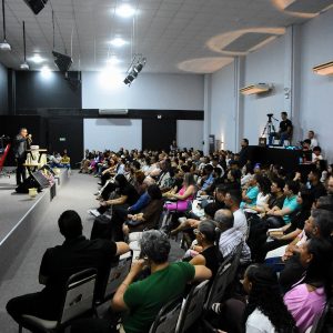 Igreja pernambucana celebrou 4 anos em Caruaru.