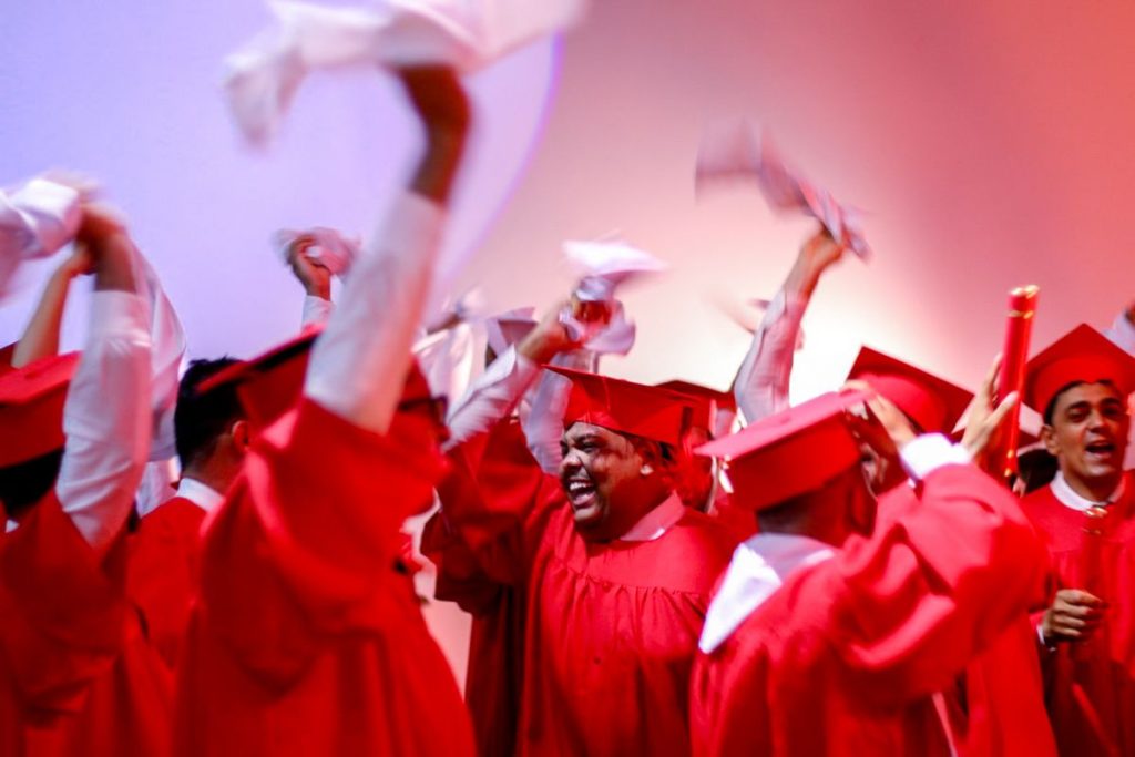 Formaturas avançaram pelo país de forma surpreendente
