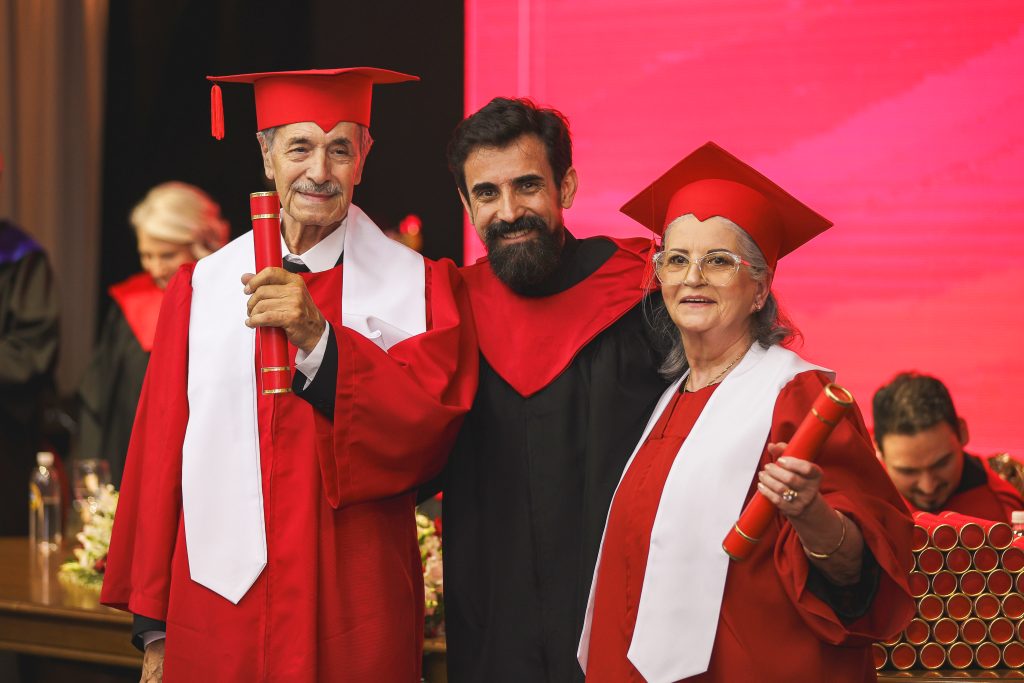 Melhor idade: casal 100% concluiu o Rhema na Serra Gaúcha