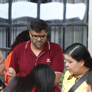 Ação social atendeu 250 pessoas em Vitória da Conquista (BA)