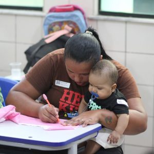 Ação social atendeu 250 pessoas em Vitória da Conquista (BA)