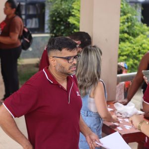 Ação social atendeu 250 pessoas em Vitória da Conquista (BA)