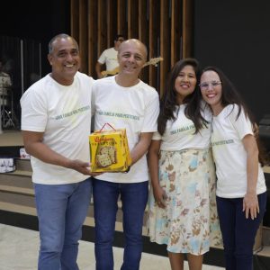 Culto do Galardão honrou voluntários em Olinda (PE)