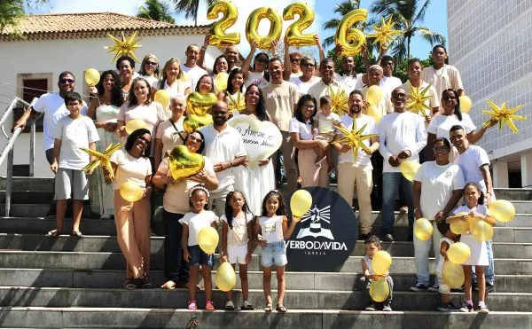 Igreja em Olinda (PE) profetizou sobre o ano de 2026 com criatividade e tecnologia