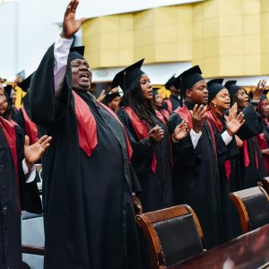 Ministros brasileiros participaram de formatura na África