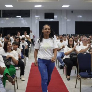 Culto do Galardão honrou voluntários em Olinda (PE)