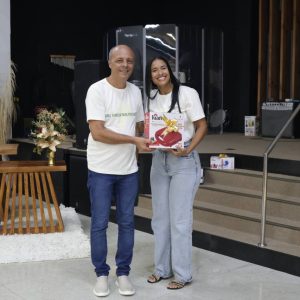 Culto do Galardão honrou voluntários em Olinda (PE)