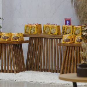 Culto do Galardão honrou voluntários em Olinda (PE)