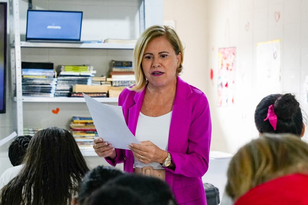 Curso de Introdução Bíblica Verbo da Vida certificou 18 alunas